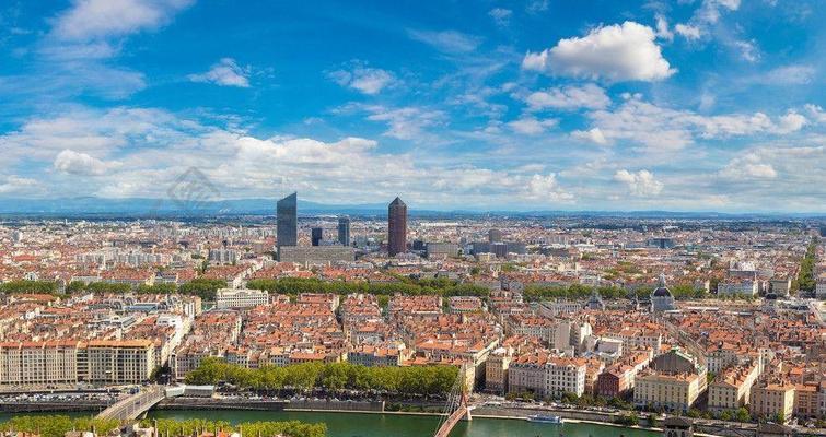 时空召唤里昂出装攻略（玩转里昂，成为无敌战神）