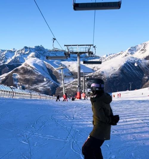 攀登阿尔卑斯山（阿尔卑斯山攻略分享，让你的登山之旅更加顺利）