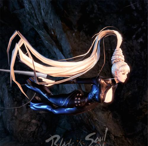 《剑灵韩服秦天攻略（《剑指巅峰，征服秦天世界！》）