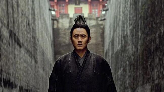 英雄集结攻略（最强阵容配备，让贾诩无敌于战场之上）