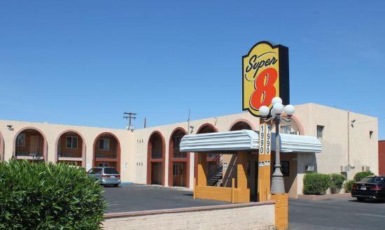 速8酒店逃生攻略